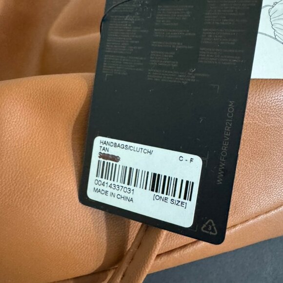 NWT Stylish Faux Leather Camel Pouch Shoulder Bag Purse Clutch - Lined - Picture 7 of 8